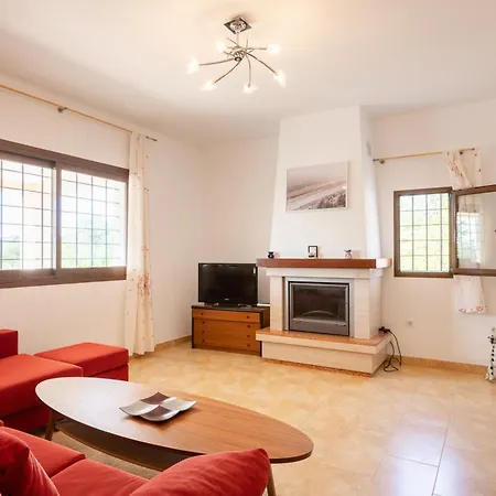 Toni - Aguas Blancas Вілла