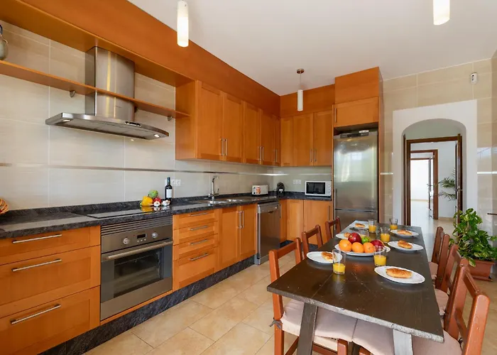 Toni - Aguas Blancas Santa Eularia des Riu