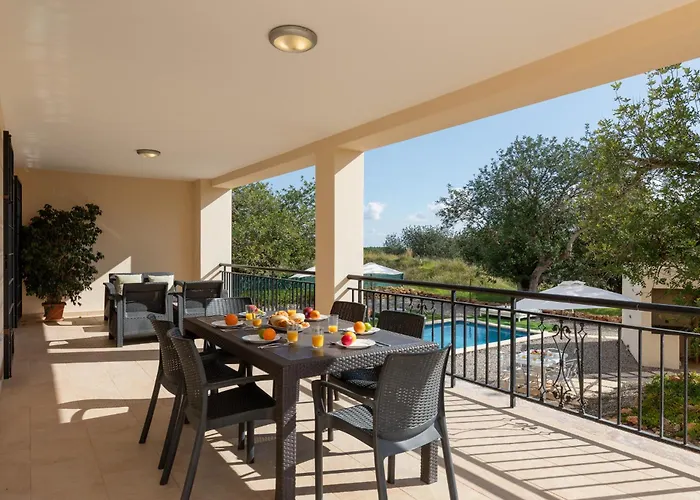 Toni - Aguas Blancas Villa Santa Eularia des Riu